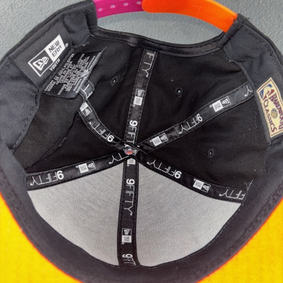 New Era 9Fifty San Antonio Spurs Hat Adult Snapback NBA Cap Embroidered Retro - Picture 12 of 12